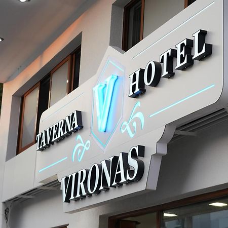 Vironas Hotel Himare Esterno foto
